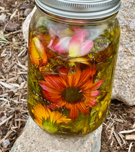 Load image into Gallery viewer, Herbal Face Cream ~ Calendula/Lavender & Pearl