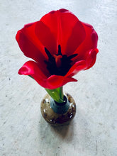 Load image into Gallery viewer, Tulip Vase