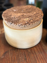 Load image into Gallery viewer, Seasonal Ayurvedic Balancing Box:  PITTA